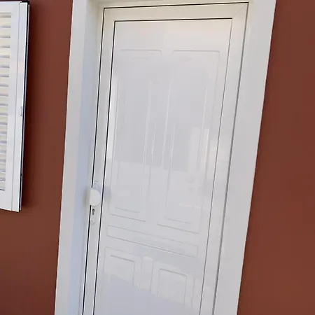 - Ria House بيت للعطل توهيريه