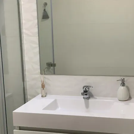 - Ria House * توهيريه