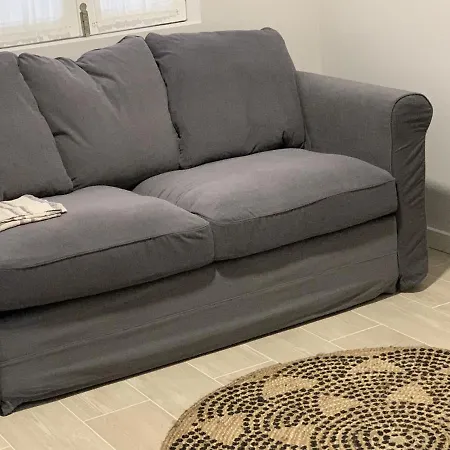 - Ria House بيت للعطل توهيريه