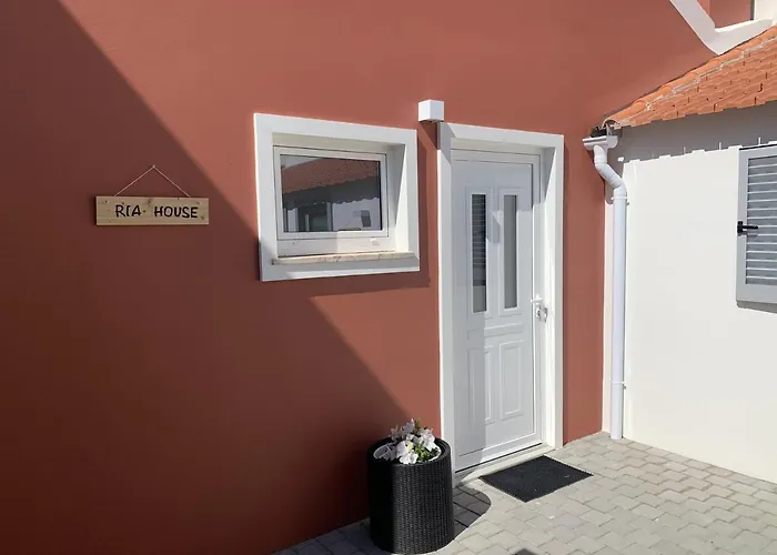 - Ria House * Торрейра